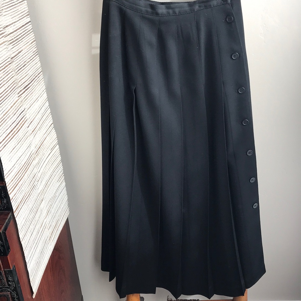 I Magnin Vintage black wool midi skirt